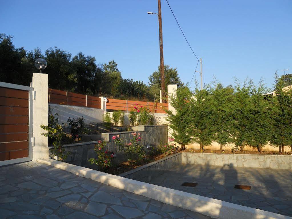 Villa Poulades Gouviá Extérieur photo