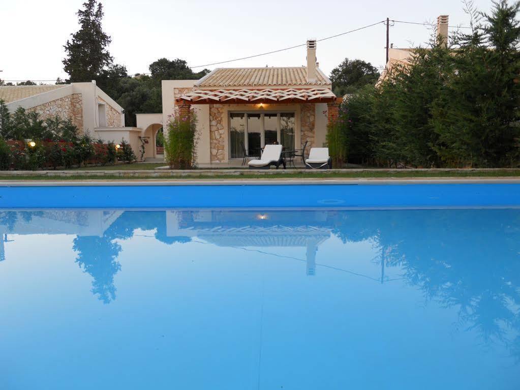 Villa Poulades Gouviá Extérieur photo